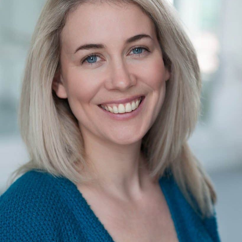 Samantha sutherland headshot2 everything but spotlight